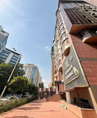 2-комн. квартира, 10 этаж, 80 м², Сомони