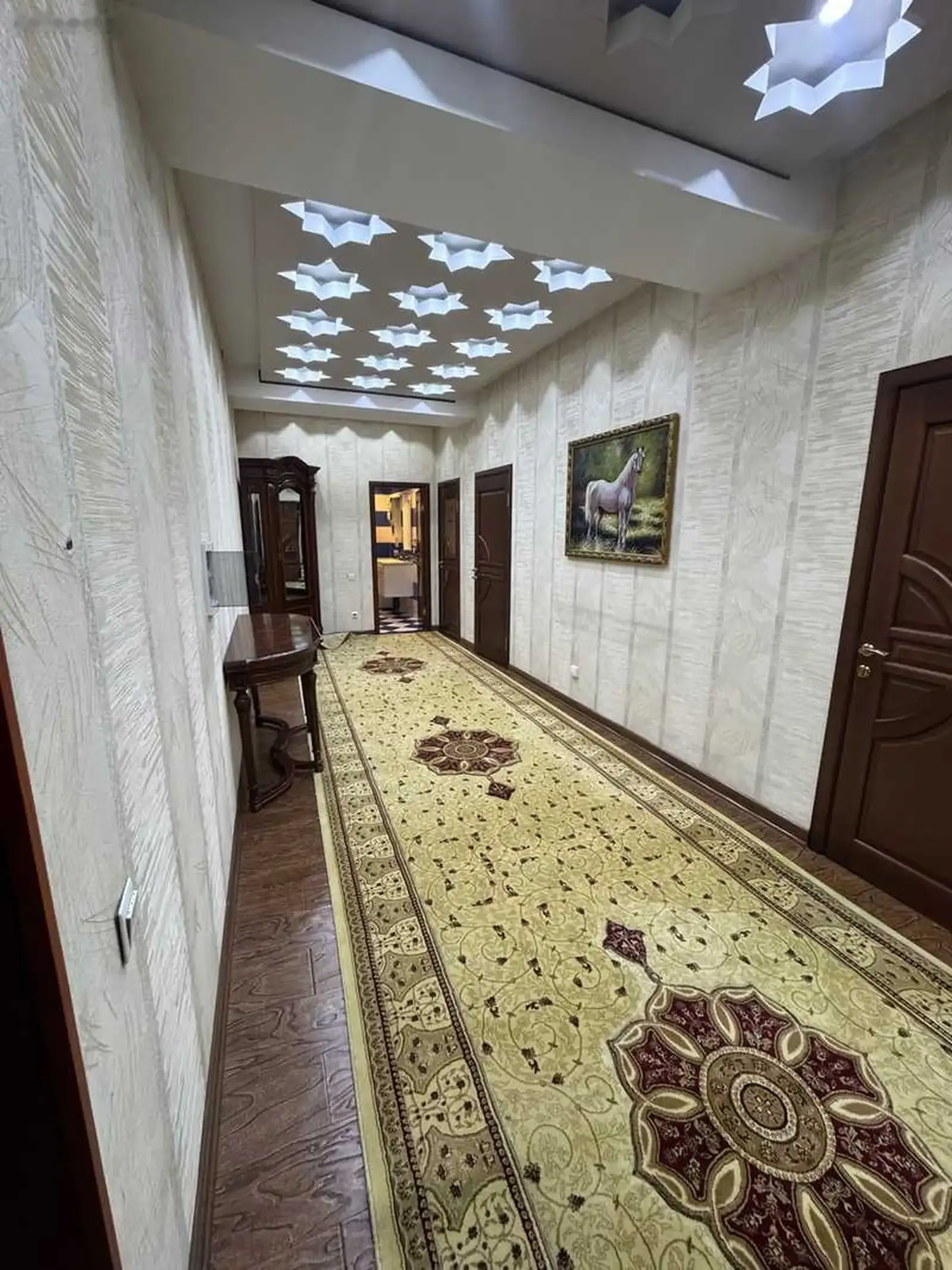 2-комн. квартира, 10 этаж, 92м², Овир
