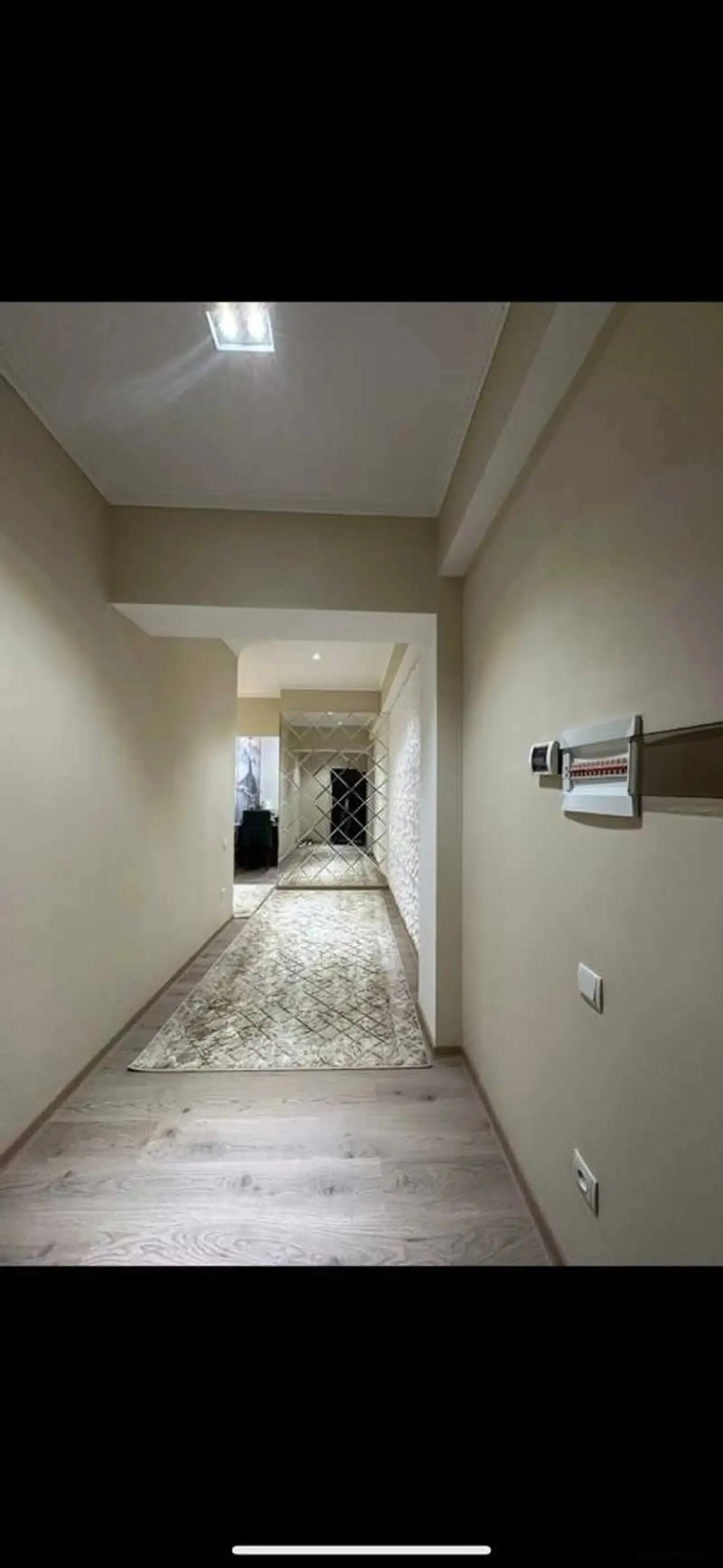 2-комн. квартира, 10 этаж, 105м², Бари парламент
