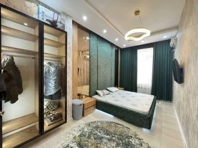 3-комн. квартира, 2 этаж, 115м², 82 мкр