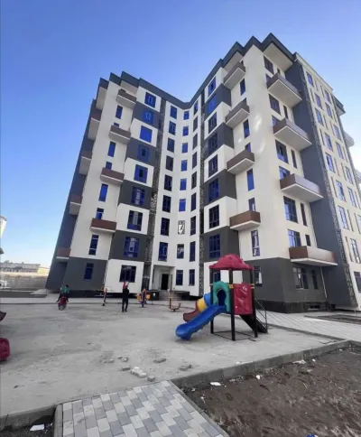 3-комн. квартира, 1 этаж, 96 м², Сино, 33 мкр