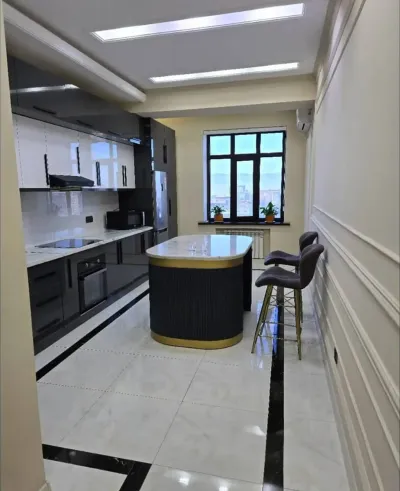 3-комн. квартира, 10 этаж, 120м², Шохмансур к С. Айни 50/51 А