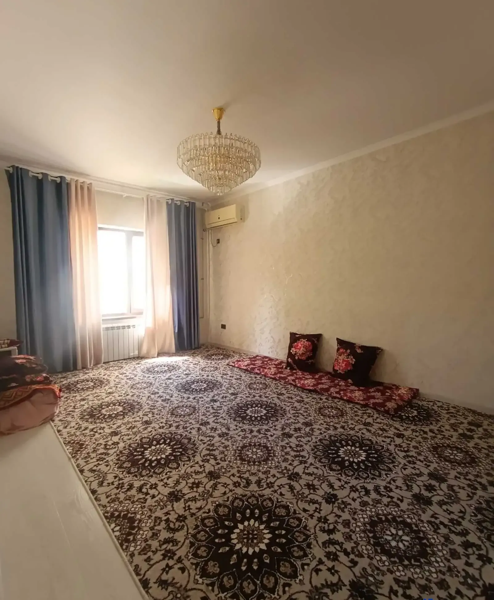 2-комн. квартира, 2 этаж, 70 м², Фирдавси