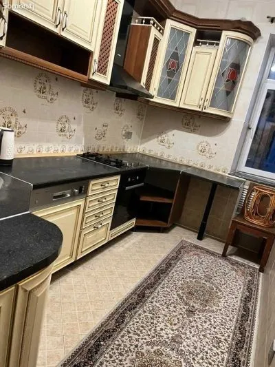 3-комн. квартира, 6 этаж, 95м², Сомони