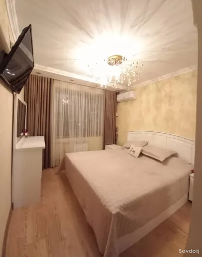 4-комн. квартира, 5 этаж, 80 м², И. Сомони, на против парка Истиклол