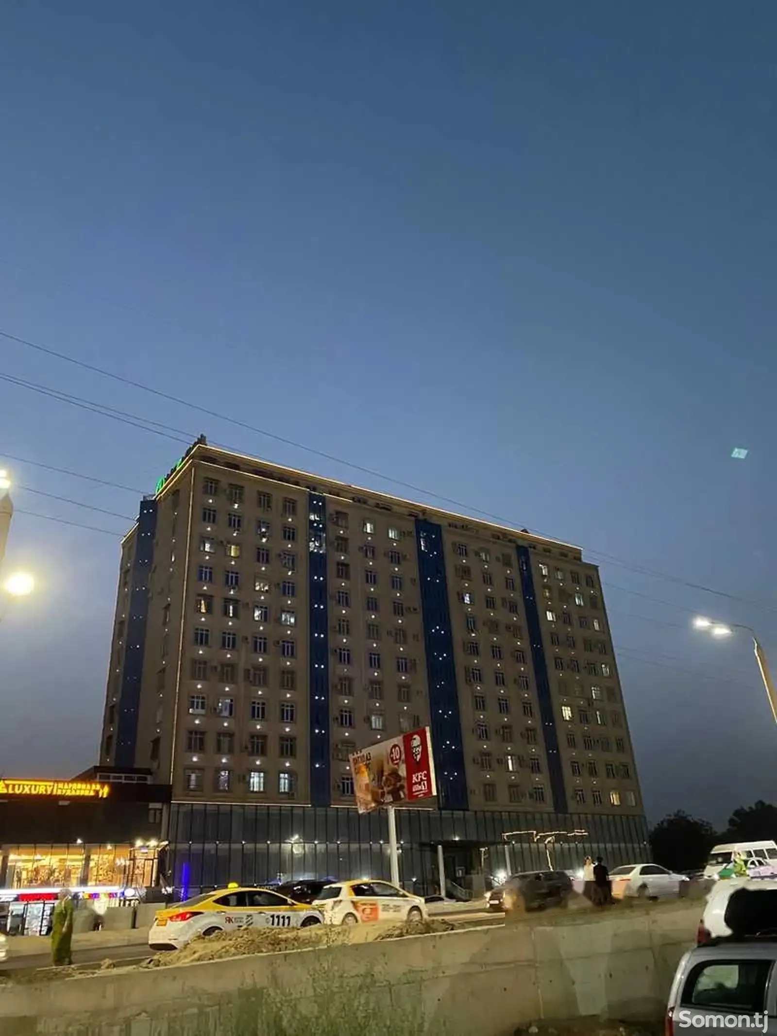 2-комн. квартира, 13 этаж, 55м², 103мкр