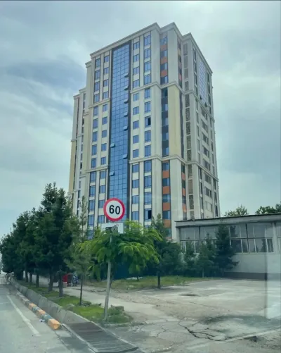 2-комн. квартира, 3 этаж, 63 м², Фирдавси