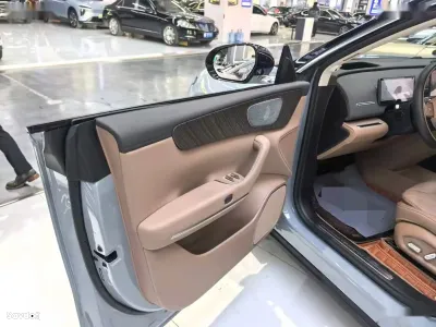 Leapmotor C11, 2026 — миниатюра 5