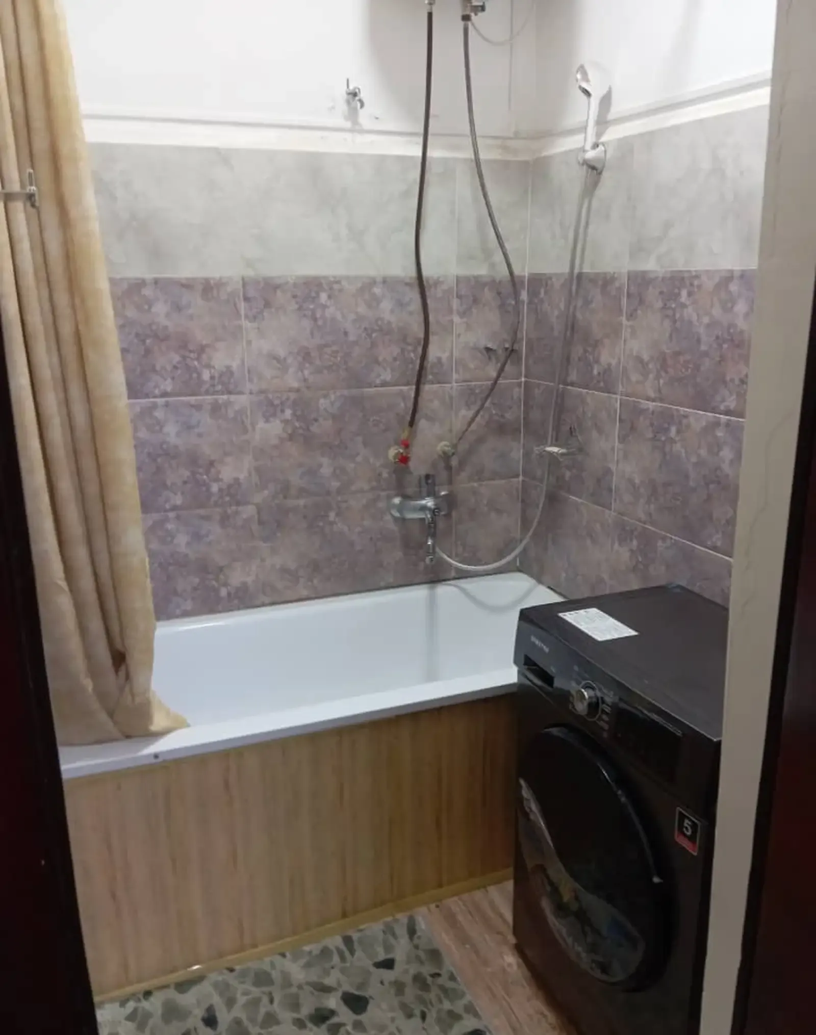2-комн. квартира, 6 этаж, 55м², Сино, Зарнисор
