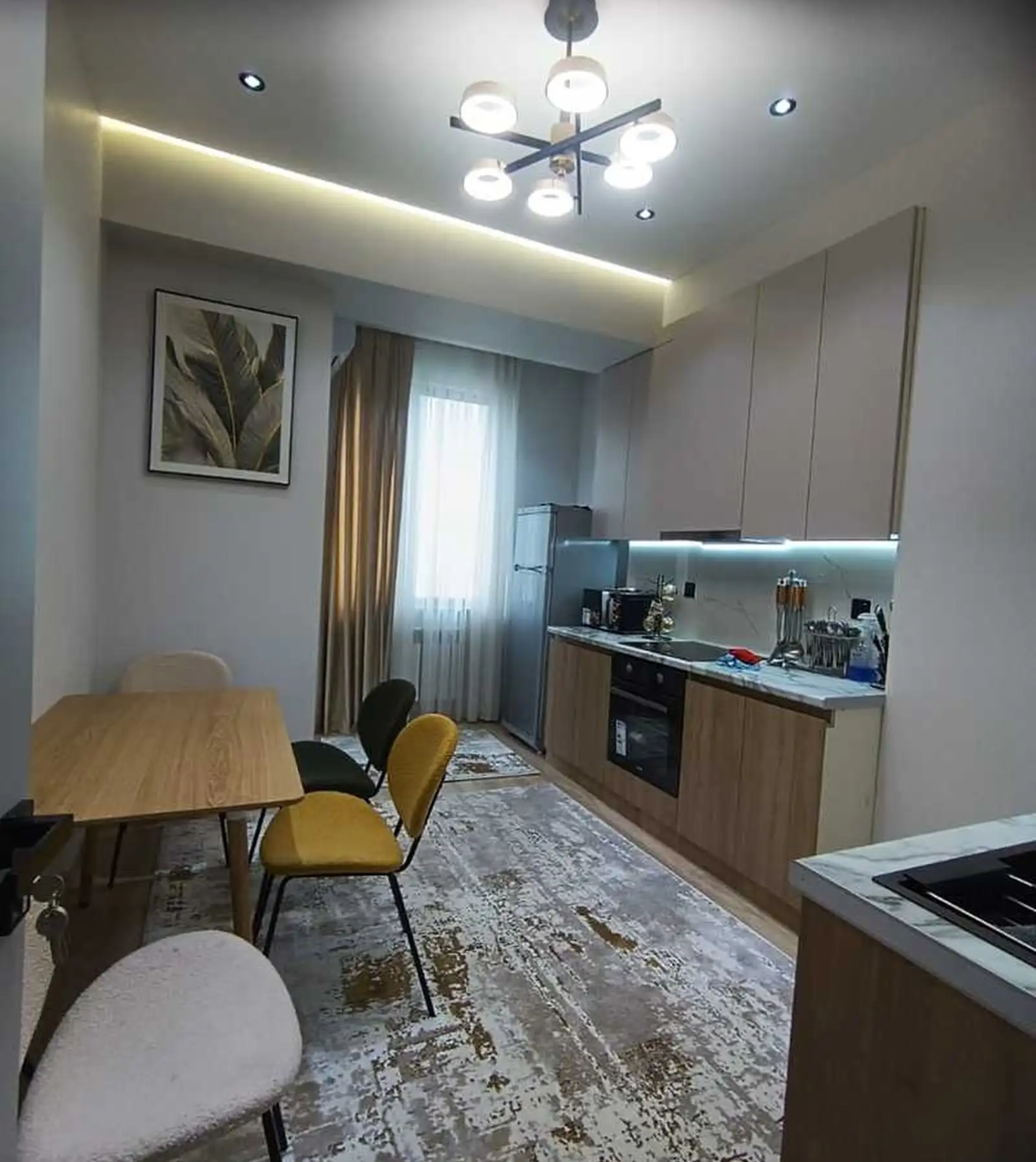 2-комн. квартира, 10 этаж, 80м², Шохмансур Доми Бустон сити ру баруи Гуля Голд назди Скорий больница