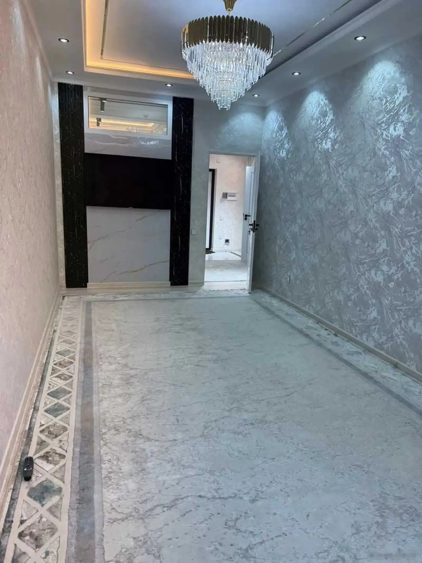 2-комн. квартира, 2 этаж, 65м², 82мкр