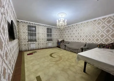 3-комн. квартира, 3 этаж, 120 м², И. Сомони (Медгородок)