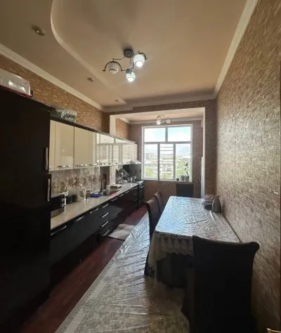3-комн. квартира, 5 этаж, 93 м², Фирдавси, Цирк