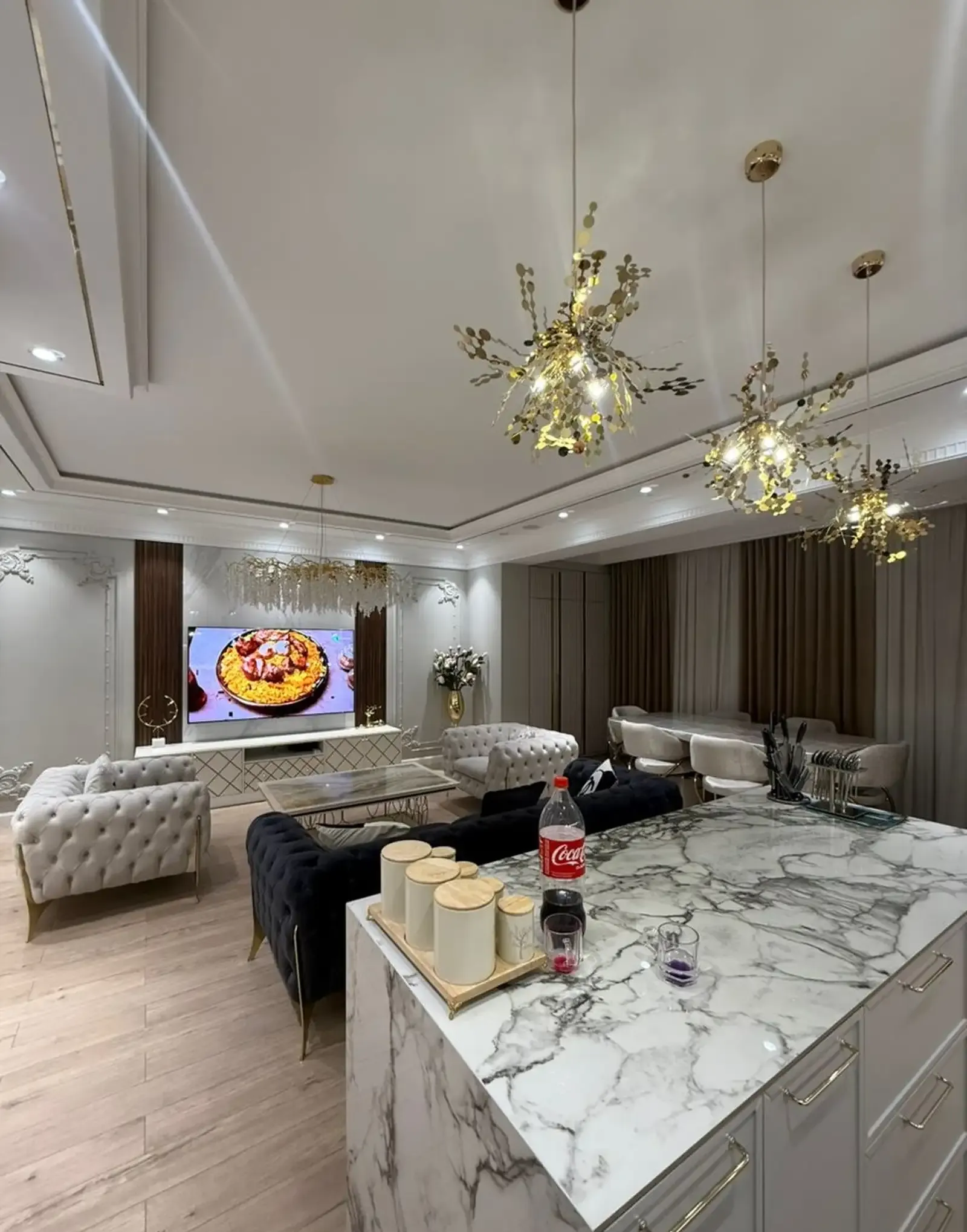 4-комн. квартира, 13 этаж, 162м², Овир