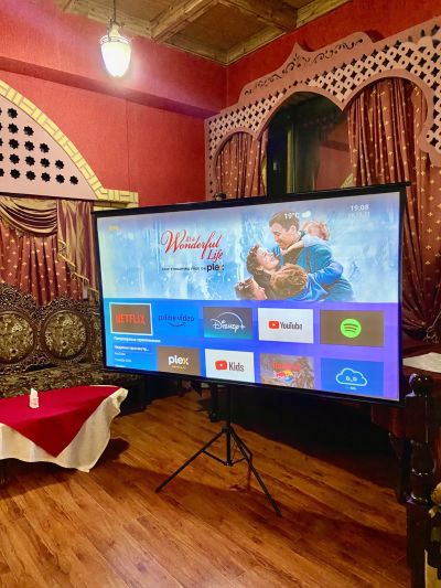 Экран/полотно для проектора