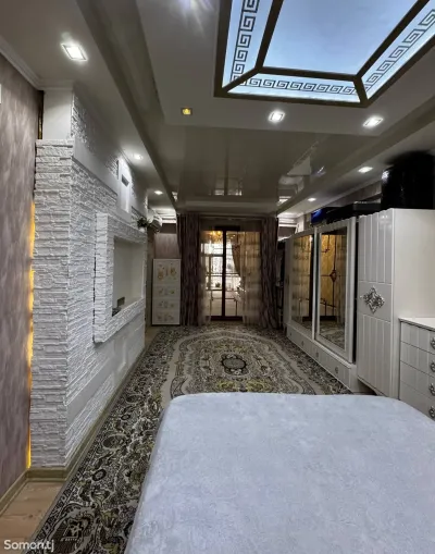 3-комн. квартира, 13 этаж, 107 м², И.Сомони дом Паркинг орт Мгу