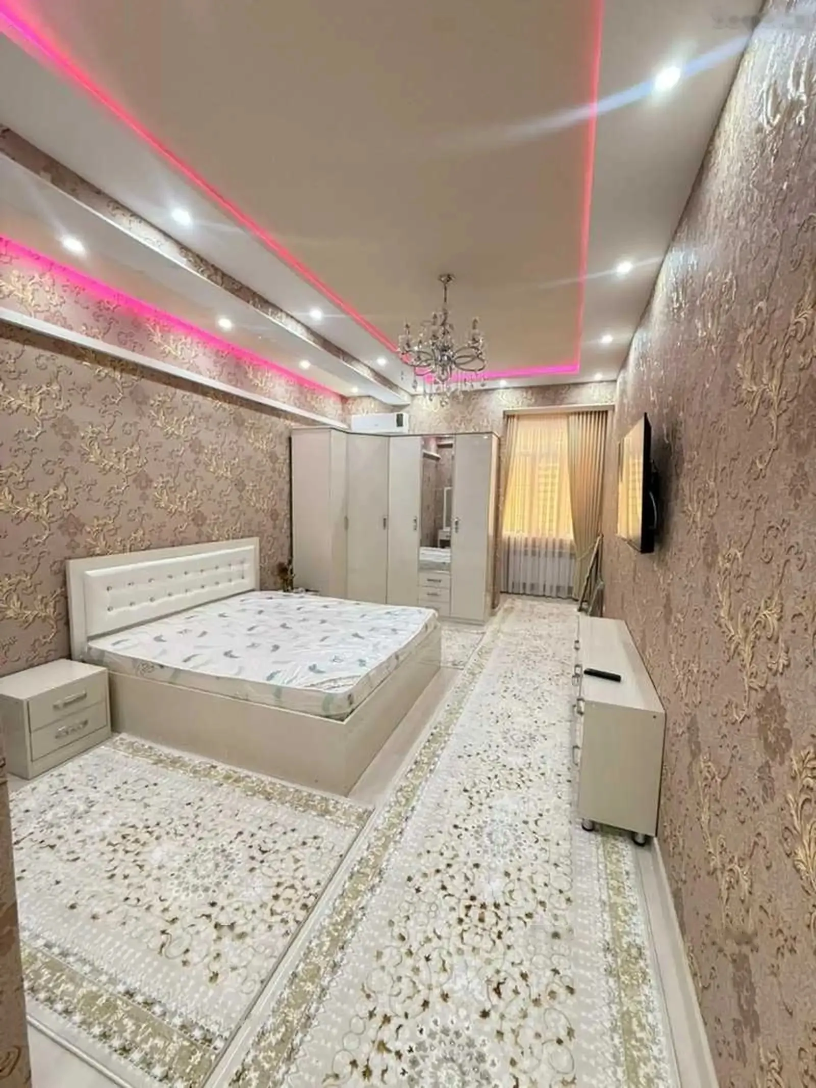 3-комн. квартира, 8 этаж, 150м², Бари парламент