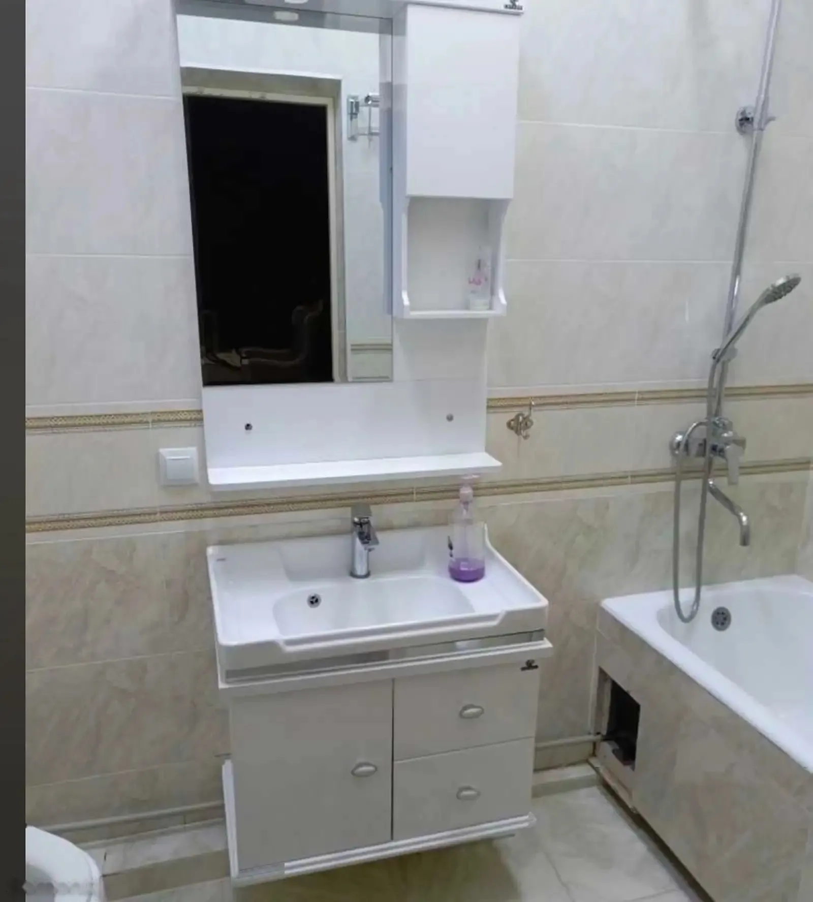3-комн. квартира, 9 этаж, 132м², сомони