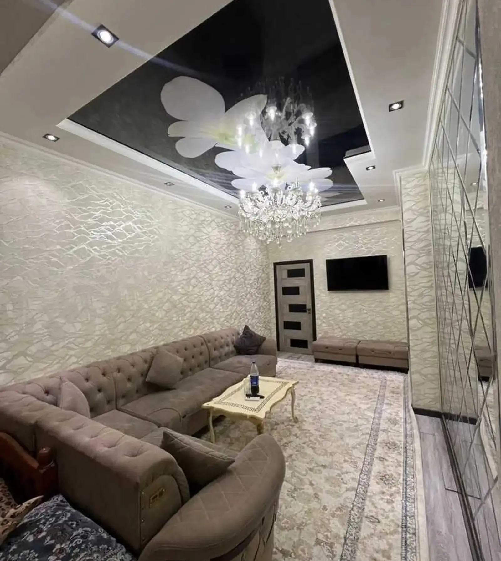 2-комн. квартира, 10 этаж, 65м², Шохмансур