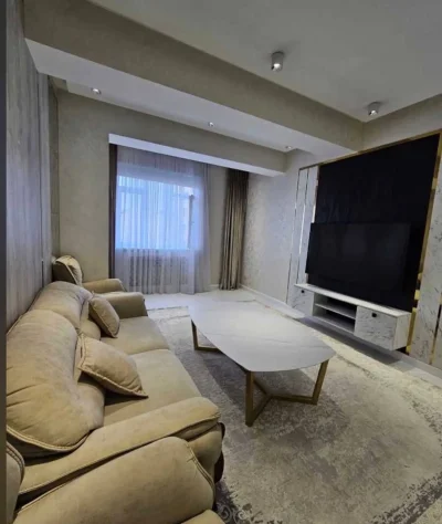 2-комн. квартира, 12 этаж, 61 м², Шохмансур