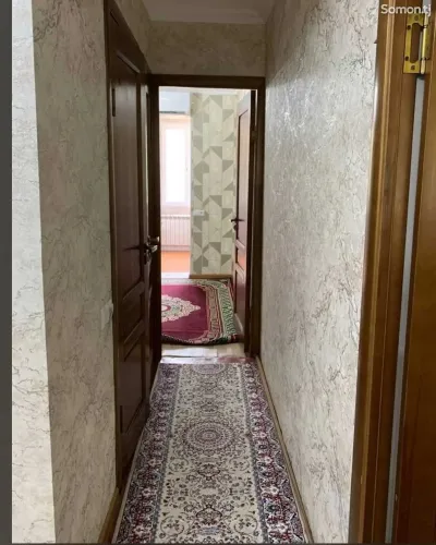 3-комн. квартира, 2 этаж, 67м², 33 мкр