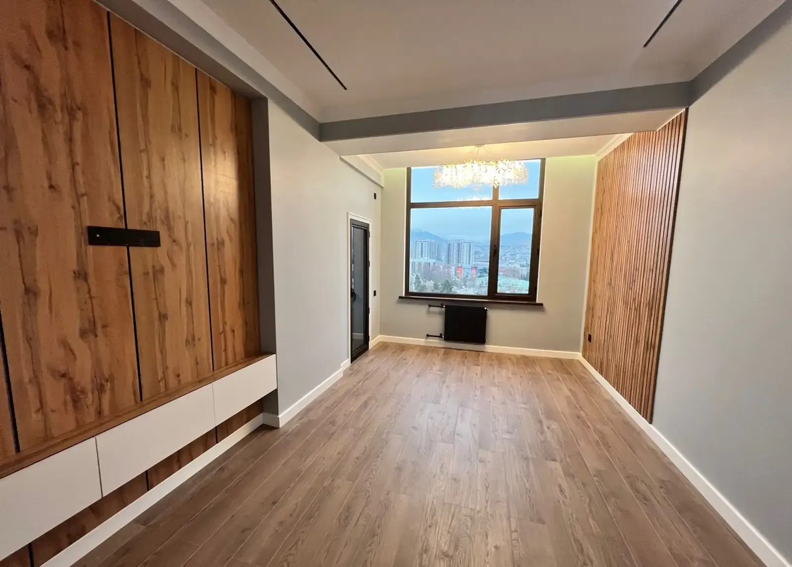 3-комн. квартира, 12 этаж, 78 м², Ашан