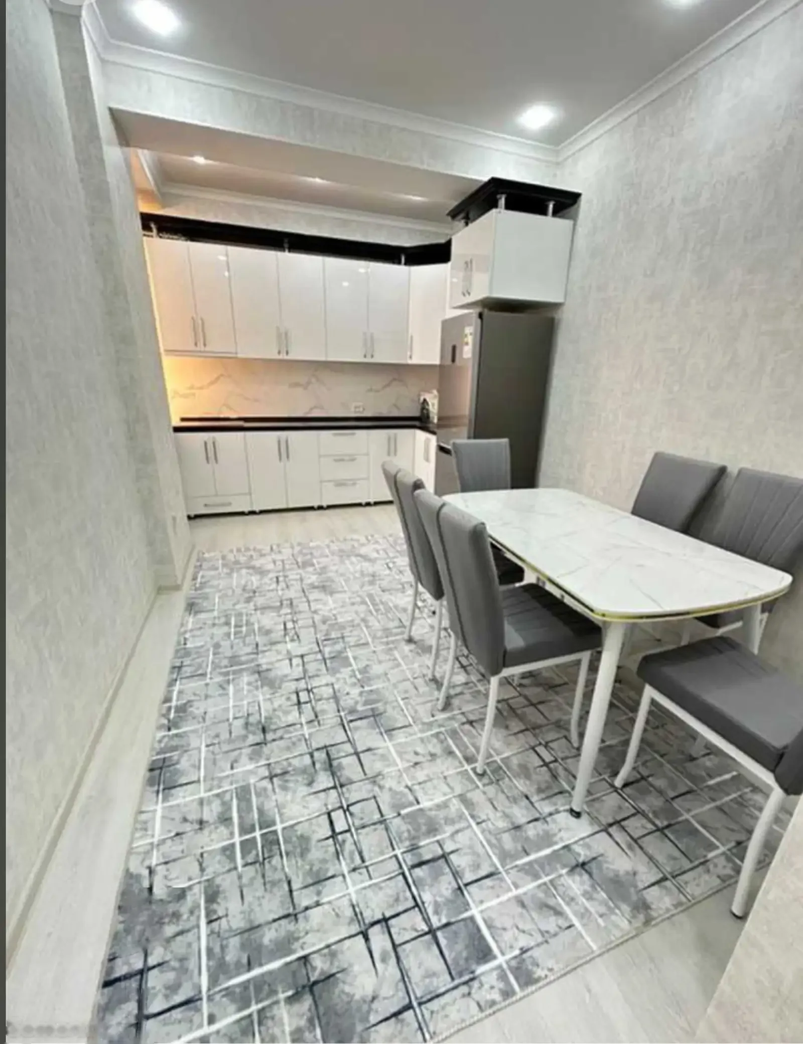 3-комн. квартира, 14 этаж, 106м², 82 мкр