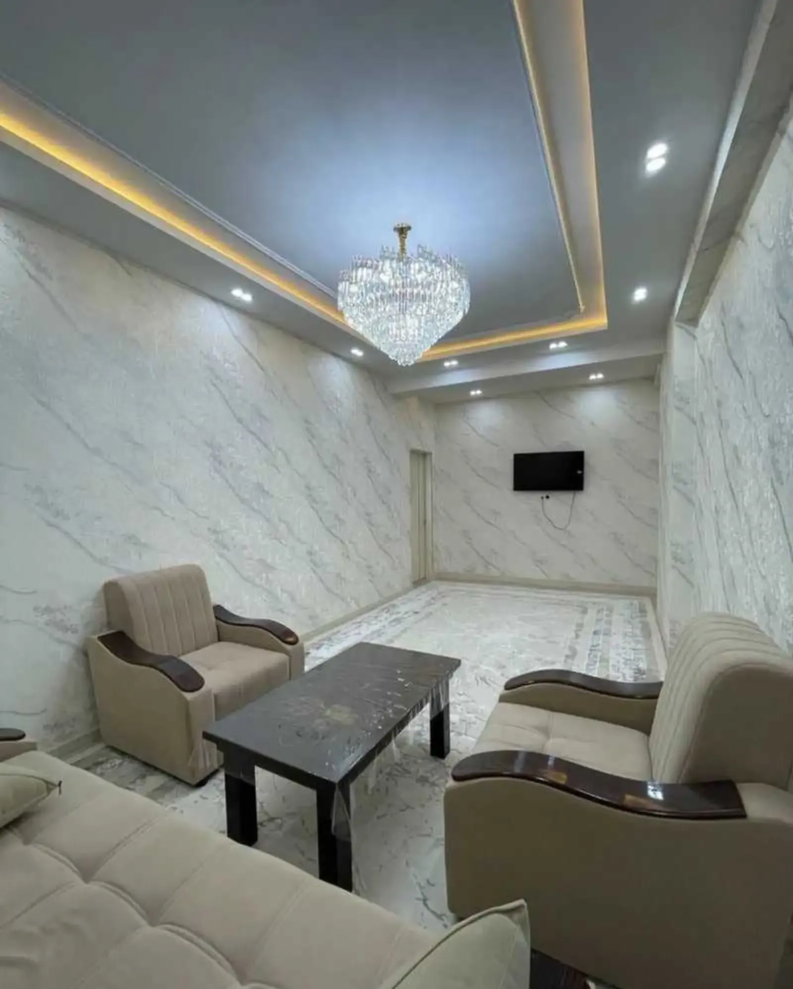 2-комн. квартира, 8 этаж, 92м², Овир