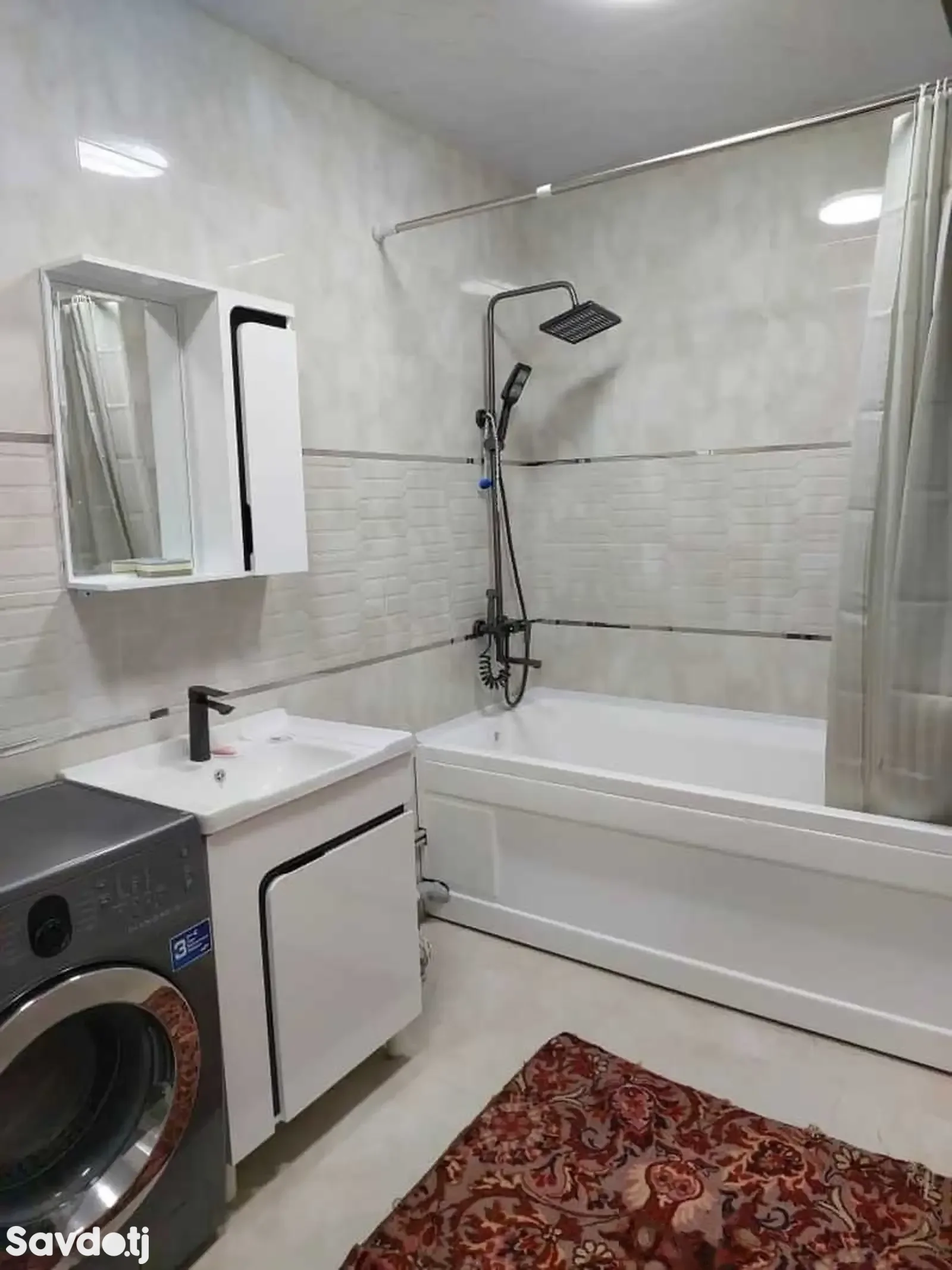2-комн. квартира, 5 этаж, 70м², Домпечат