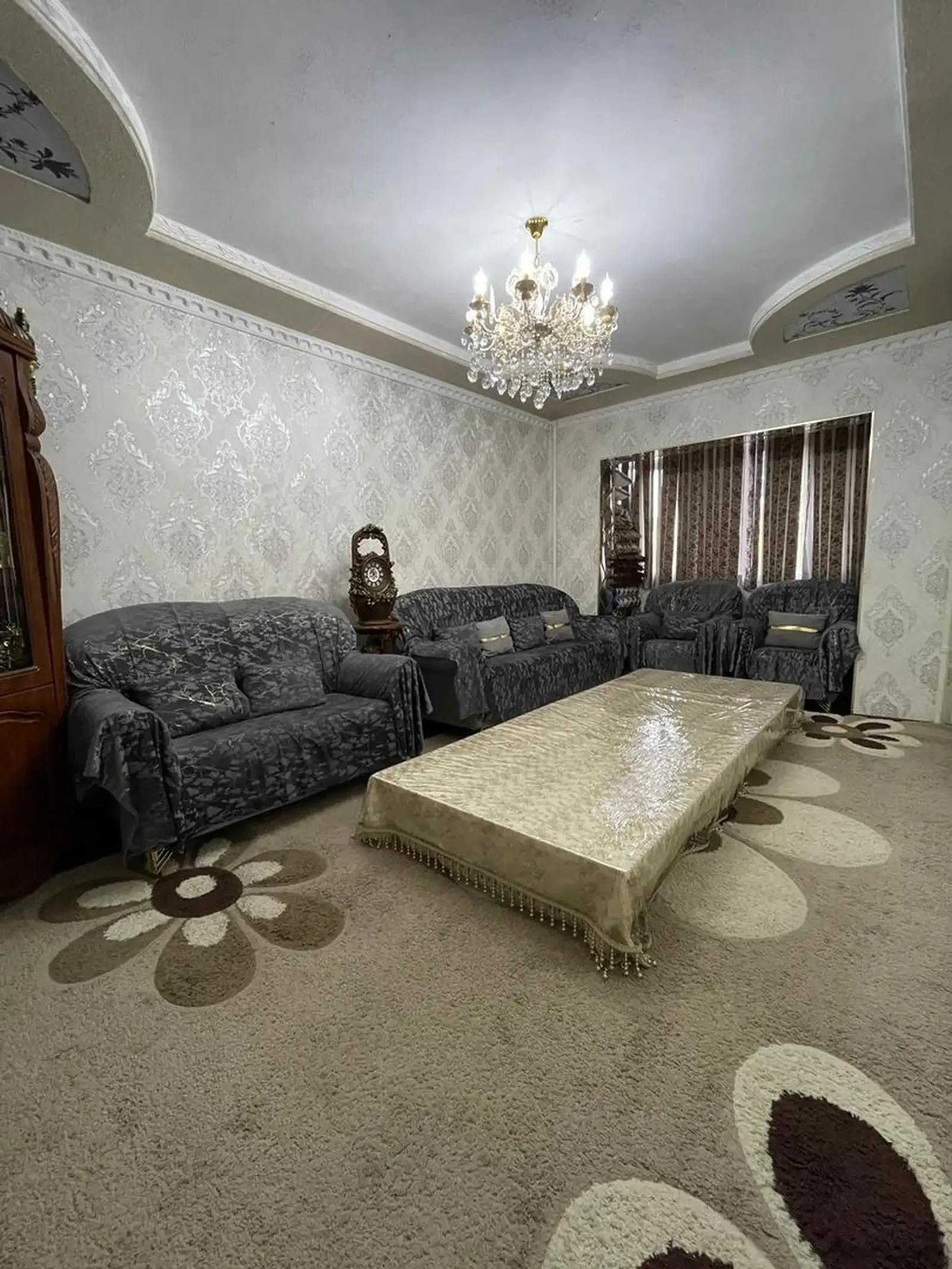 4-к квартира, 3 этаж, 100 м², Цирк (Дом Самсунг)