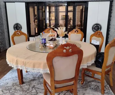 1-этажный, 5 комнатный дом, 240 м², каленин
