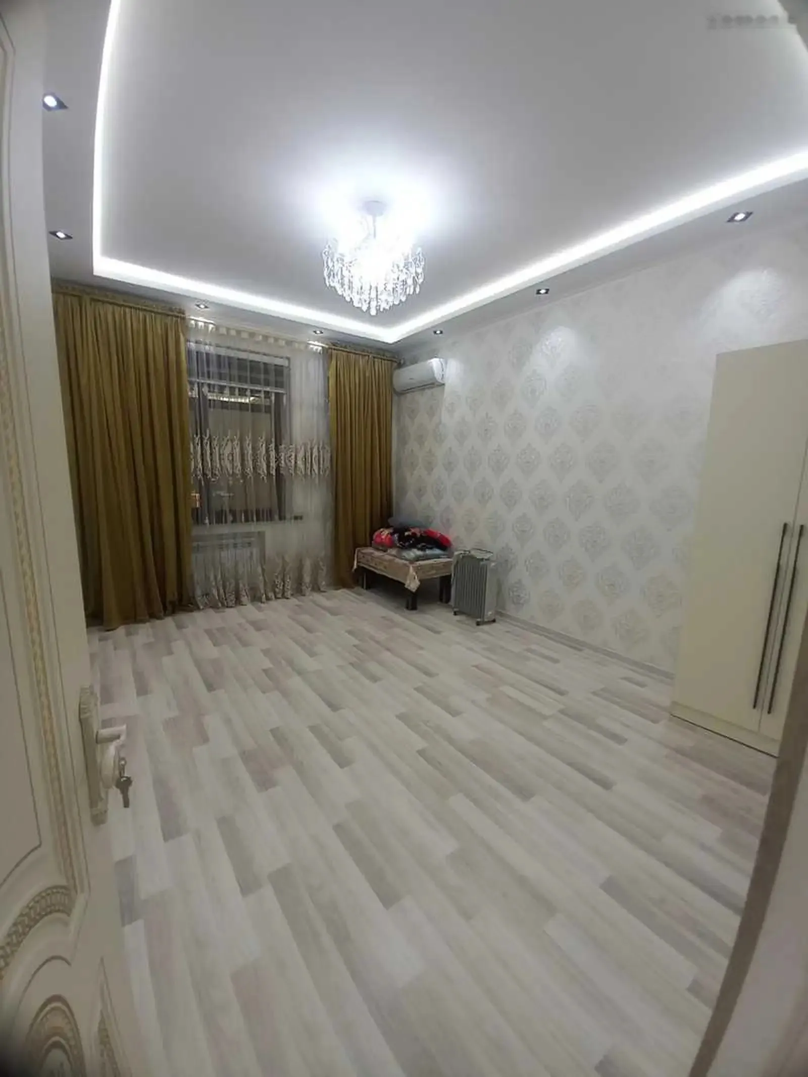 2-комн. квартира, 4 этаж, 60м², пайкари 112мкр