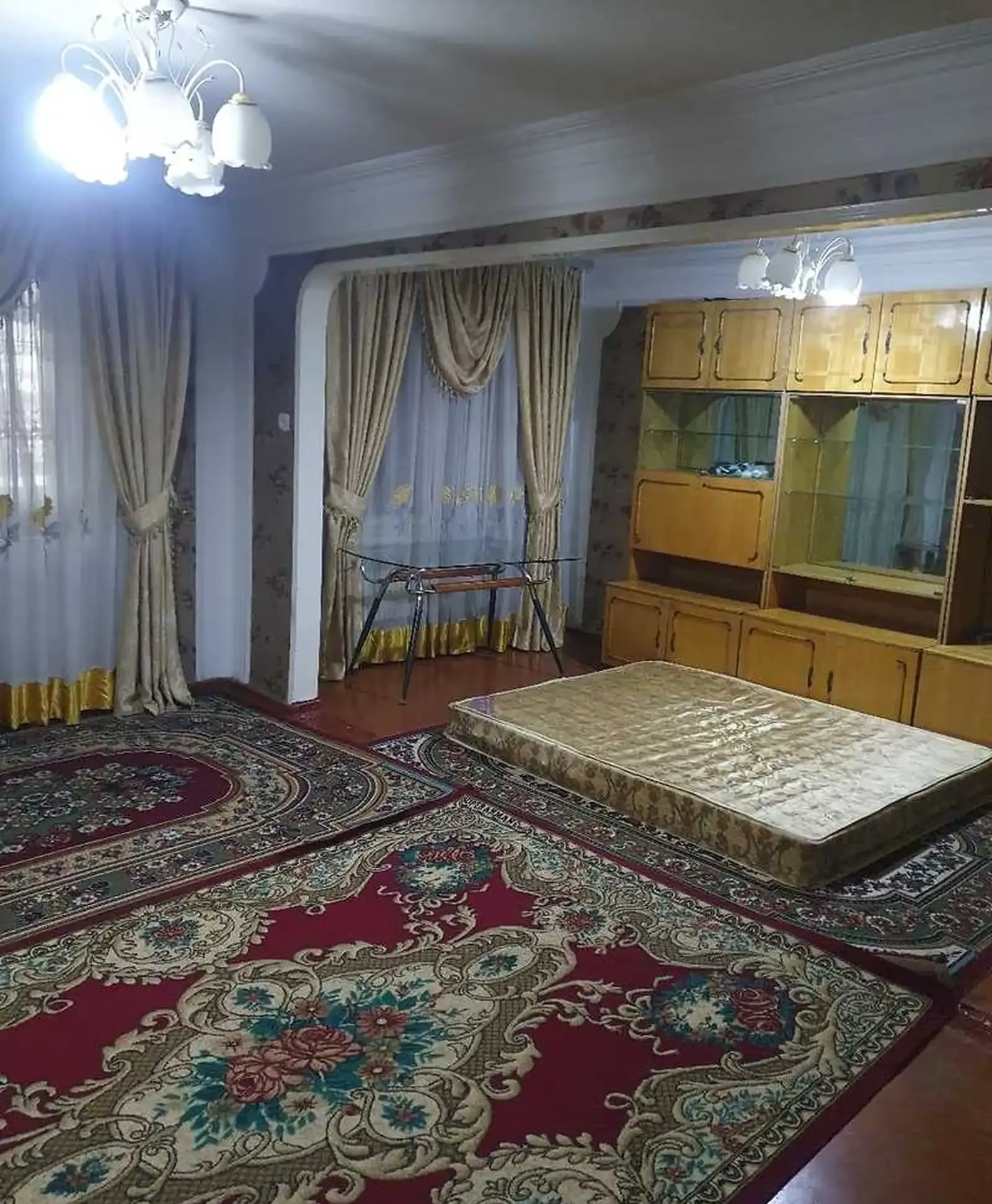 4-комн. квартира, 1 этаж, 77м², 82 мкр, 101 мкр,сари роҳ, мавҷи Истиқлол