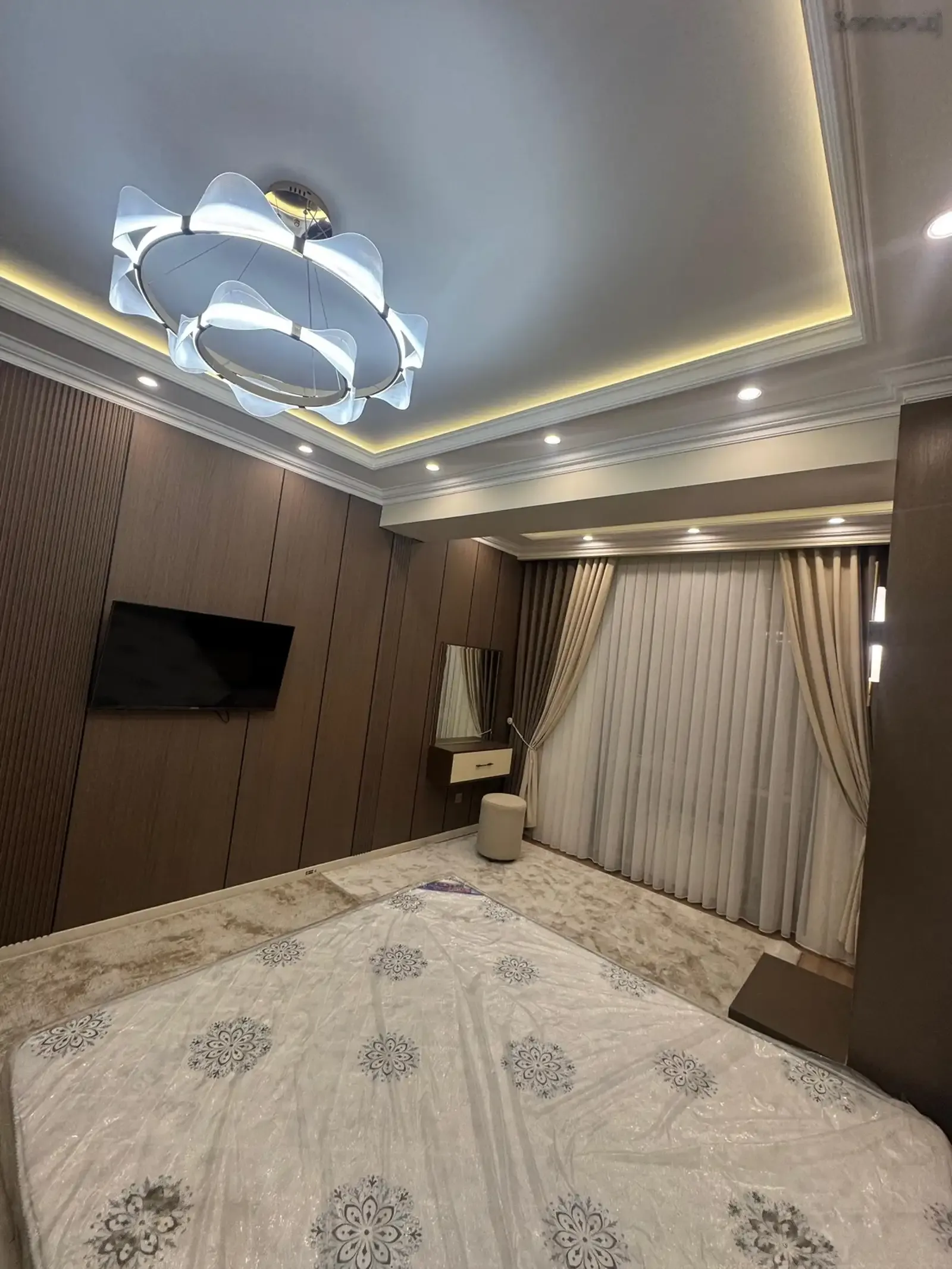 2-комн. квартира, 12 этаж, 92 м², Проспект Айни, напротив Гуля Голд (Дом Махмуда)