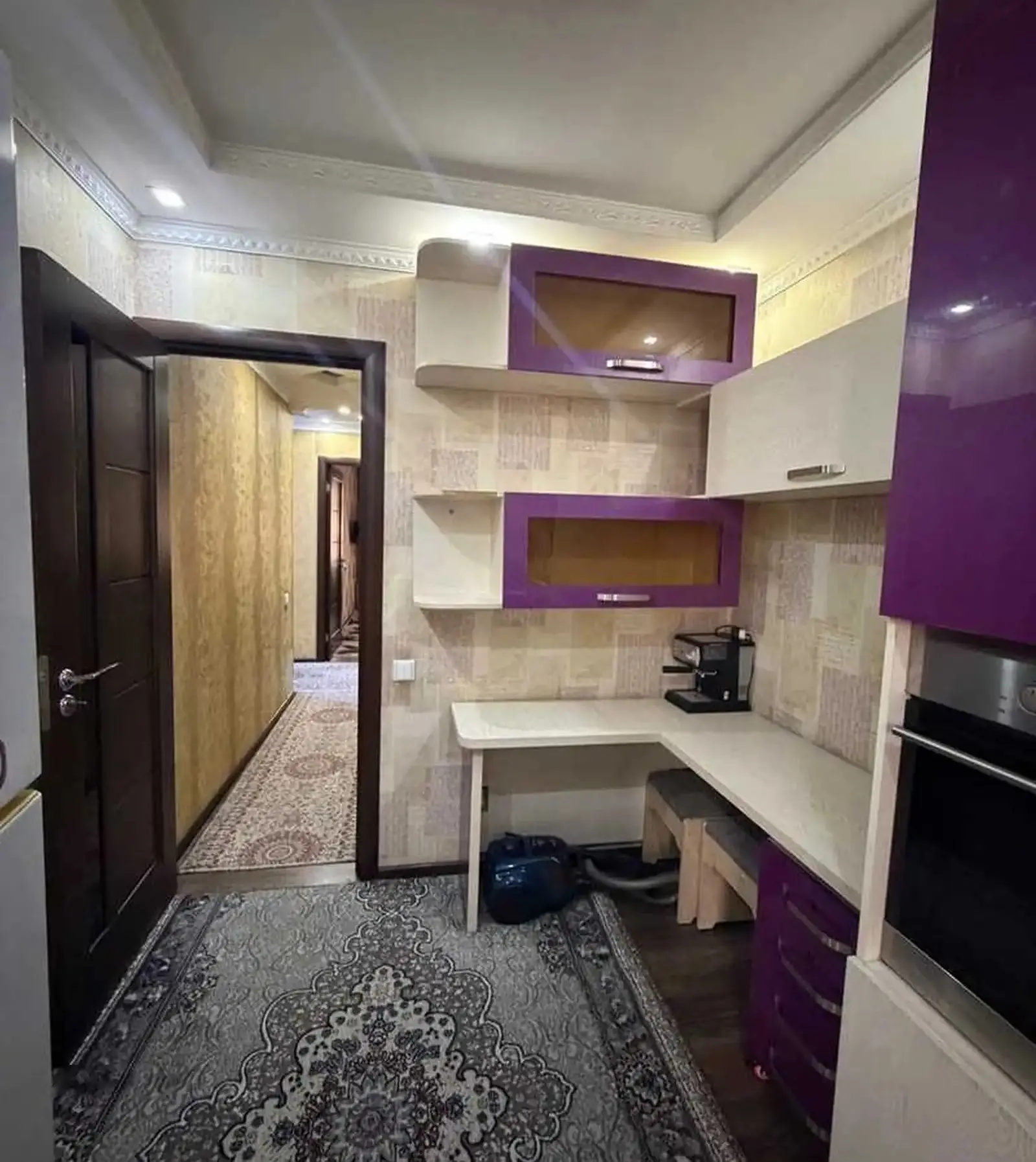 4-комн. квартира, 2 этаж, 95м², Сино