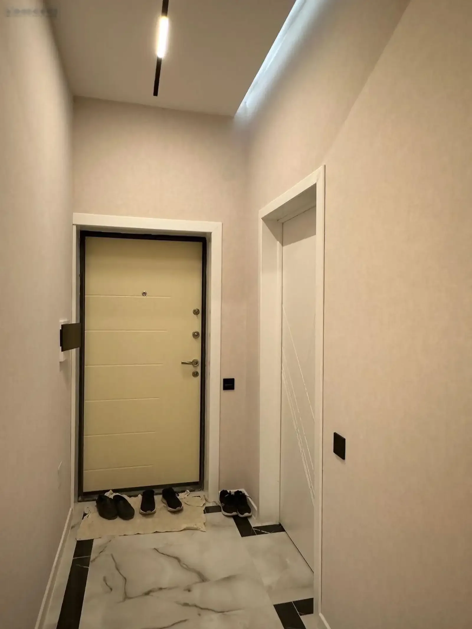 2-комн. квартира, 10 этаж, 70м², 82 мкр