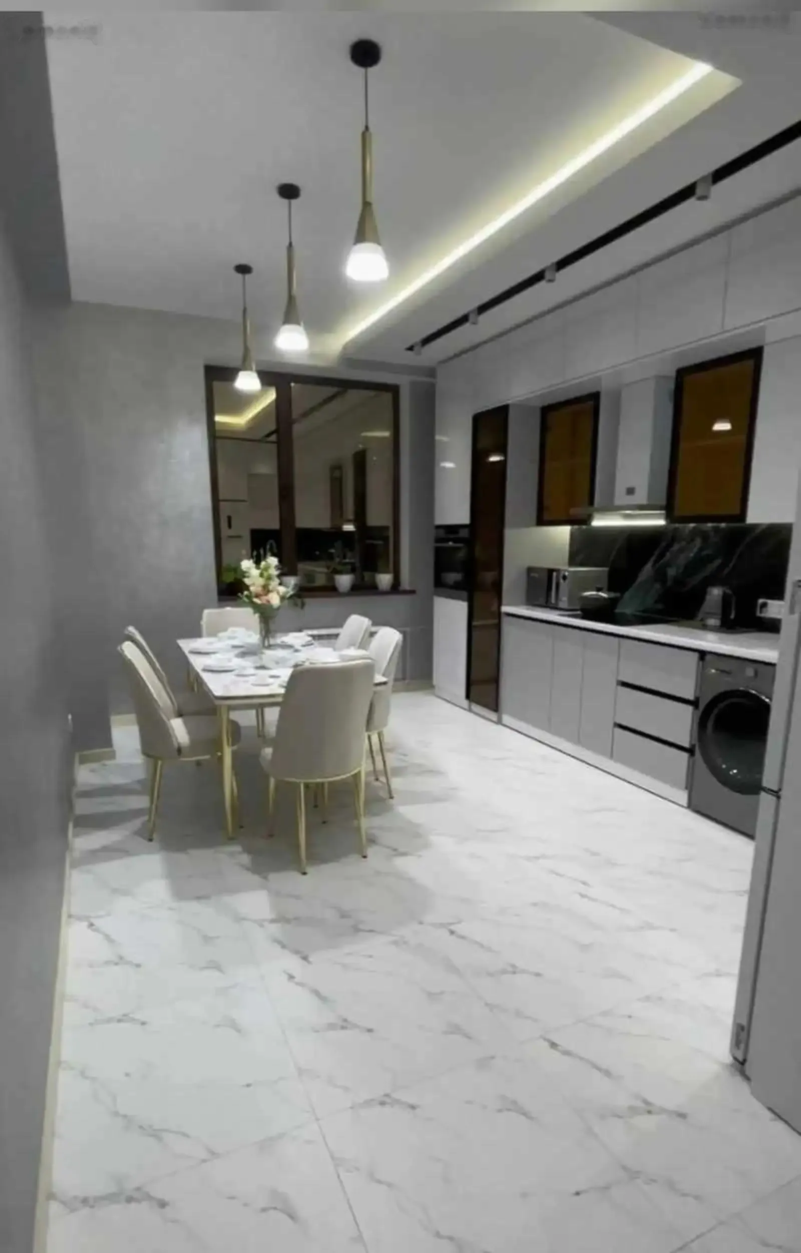2-комн. квартира, 13 этаж, 93м², Спартак