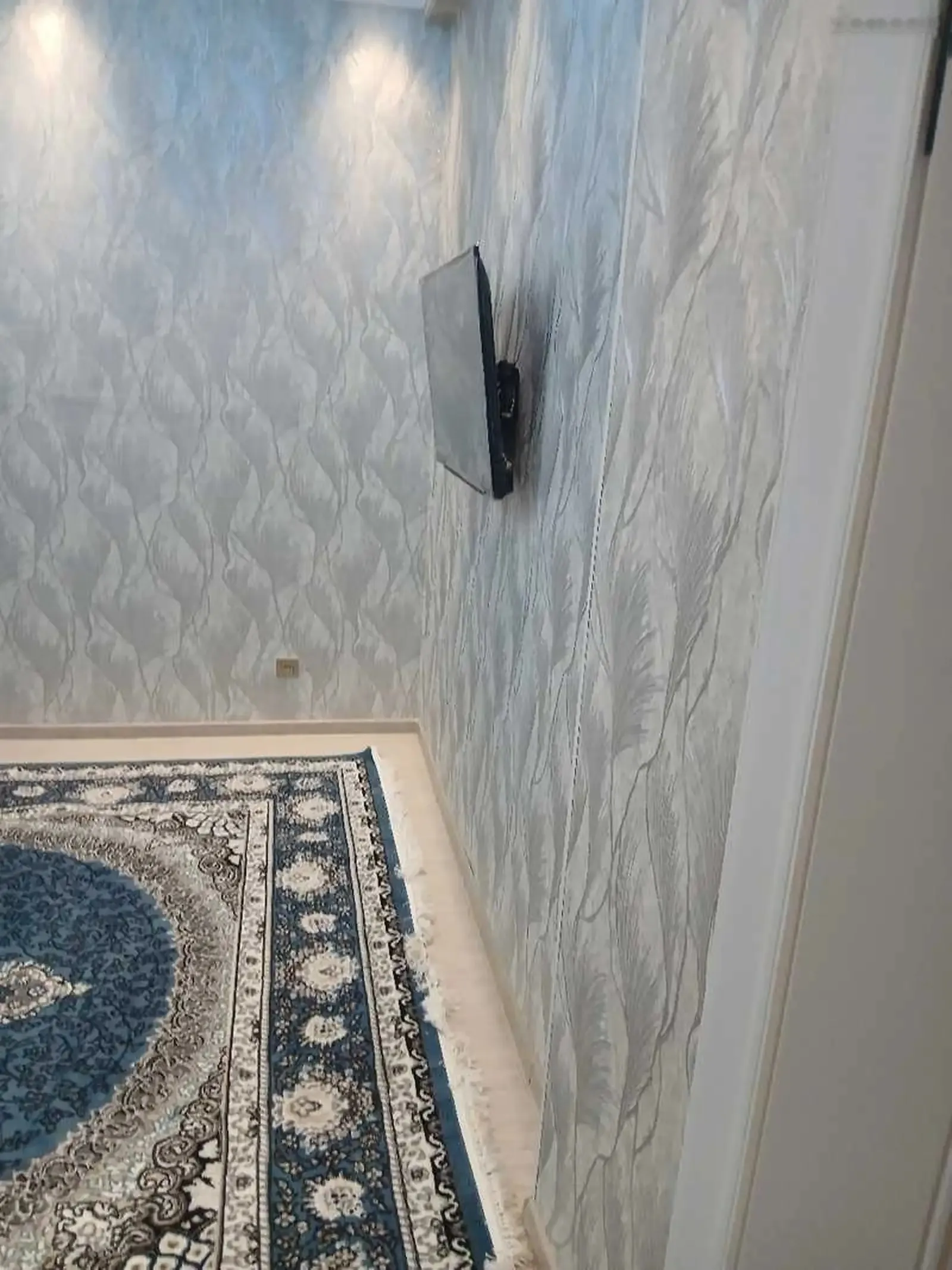 3-комн. квартира, 4 этаж, 80м², Фирдавси