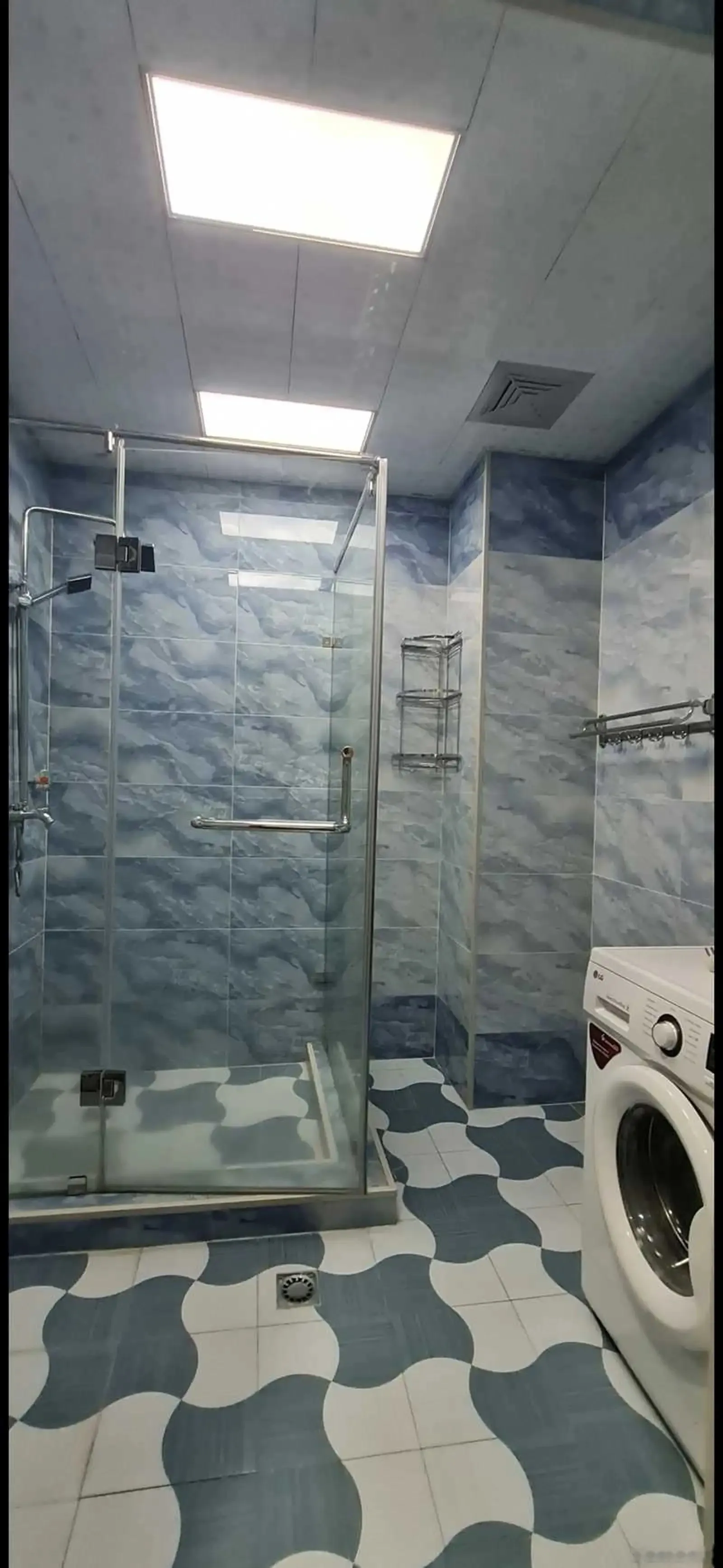 3-комн. квартира, 12 этаж, 125м², Цум