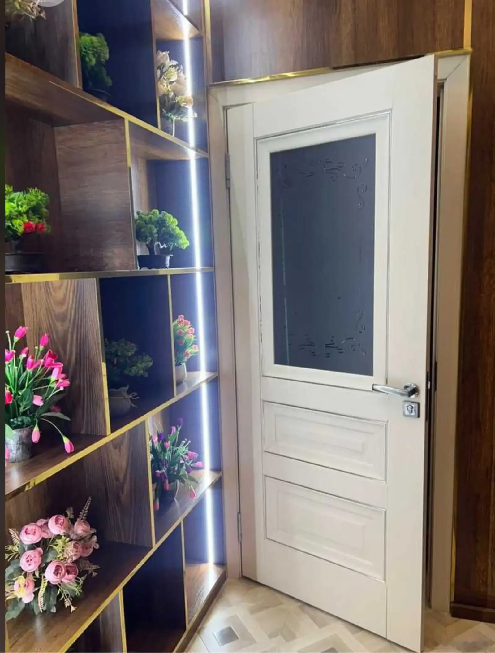 3-комн. квартира, 1 этаж, 100м², 82мкр