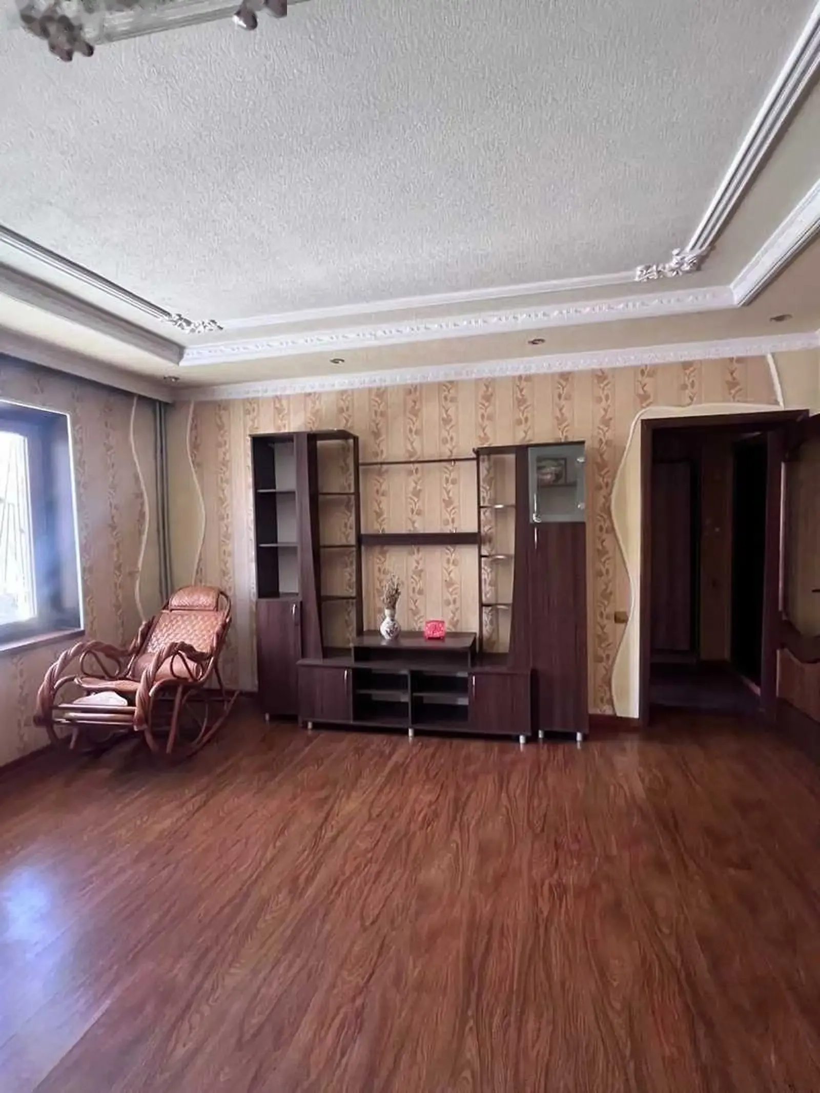 4-комн. квартира, 2 этаж, 150м², Сино, Стоматология