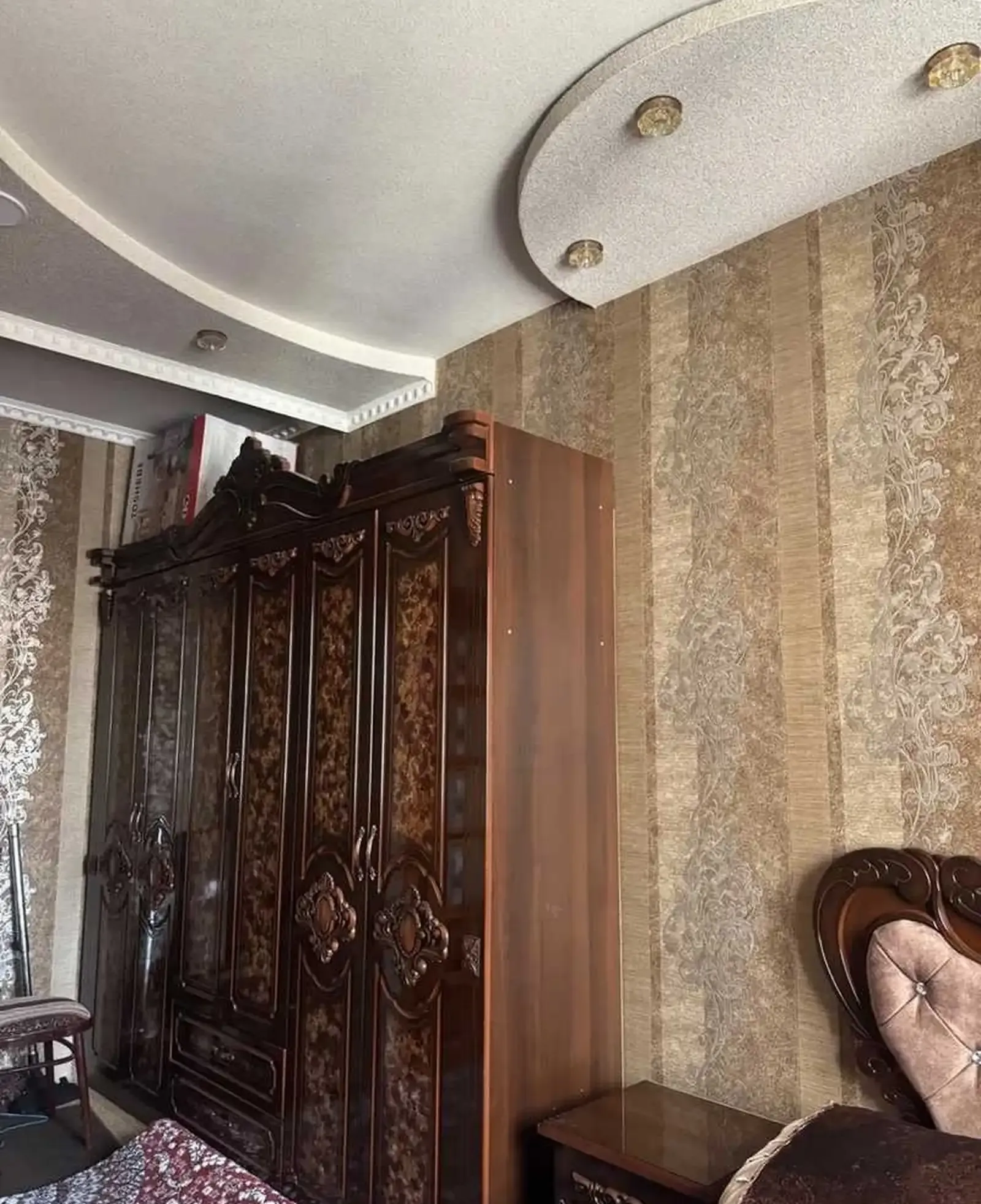 3-комн. квартира, 4 этаж, 100м², Сино