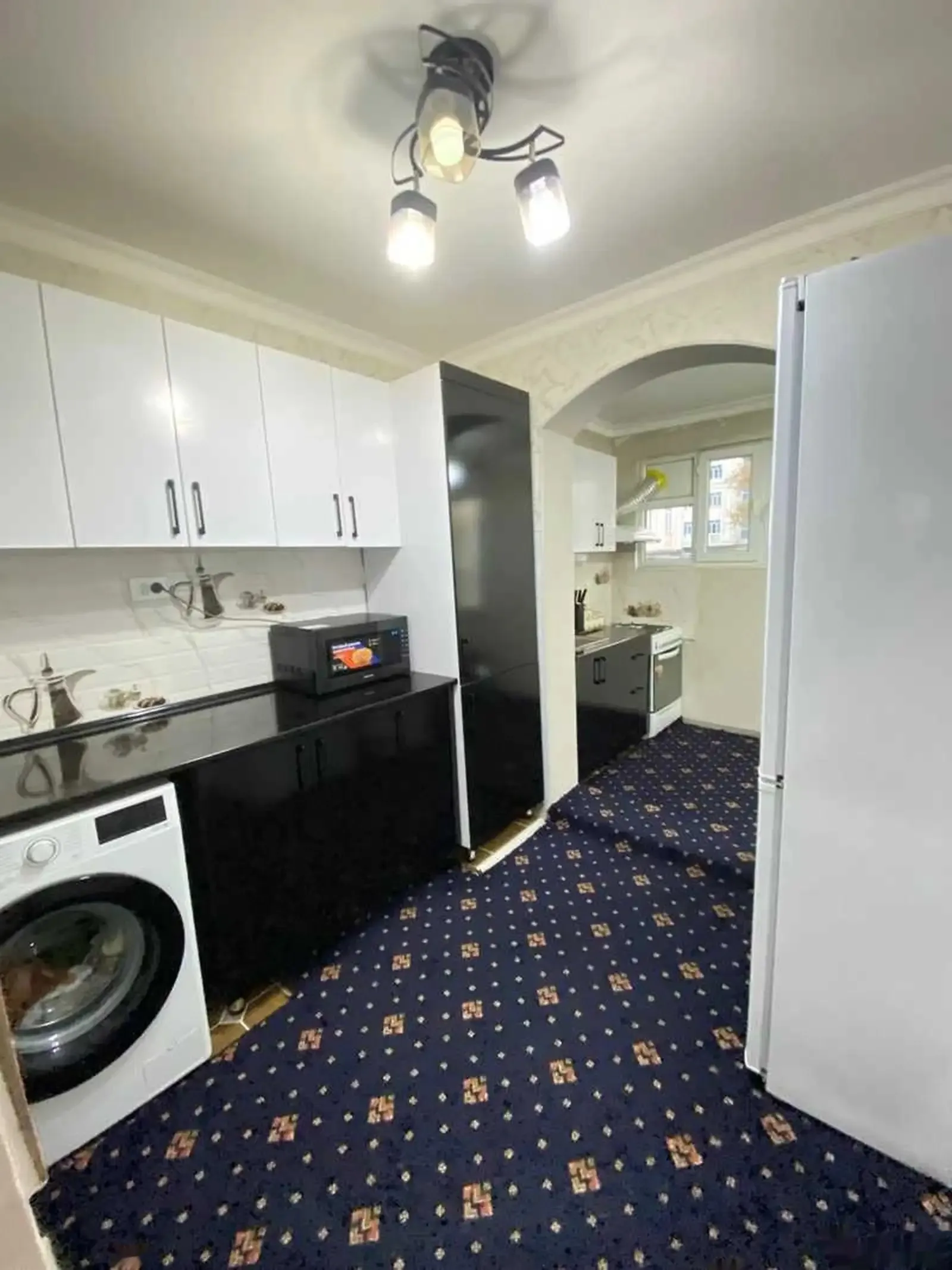 3-комн. квартира, 4 этаж, 83м², Фирдавси