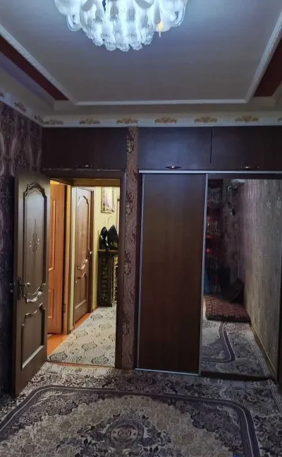 3-комн. квартира, 1 этаж, 61 м², Фирдавси