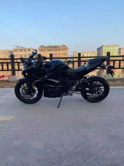 Мотоцикл Suzuki RGSX