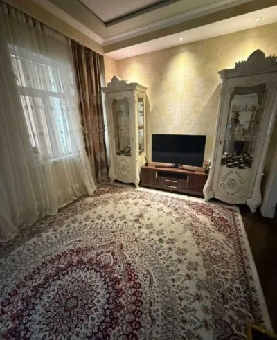 2-комн. квартира, 3 этаж, 80м², И Сомони