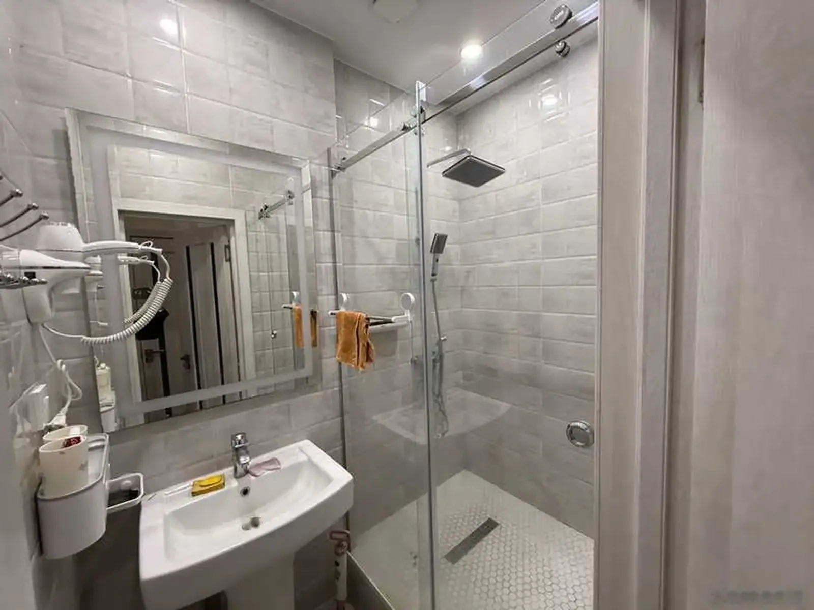 2-комн. квартира, 10 этаж, 60м², Сино, 91 мкр