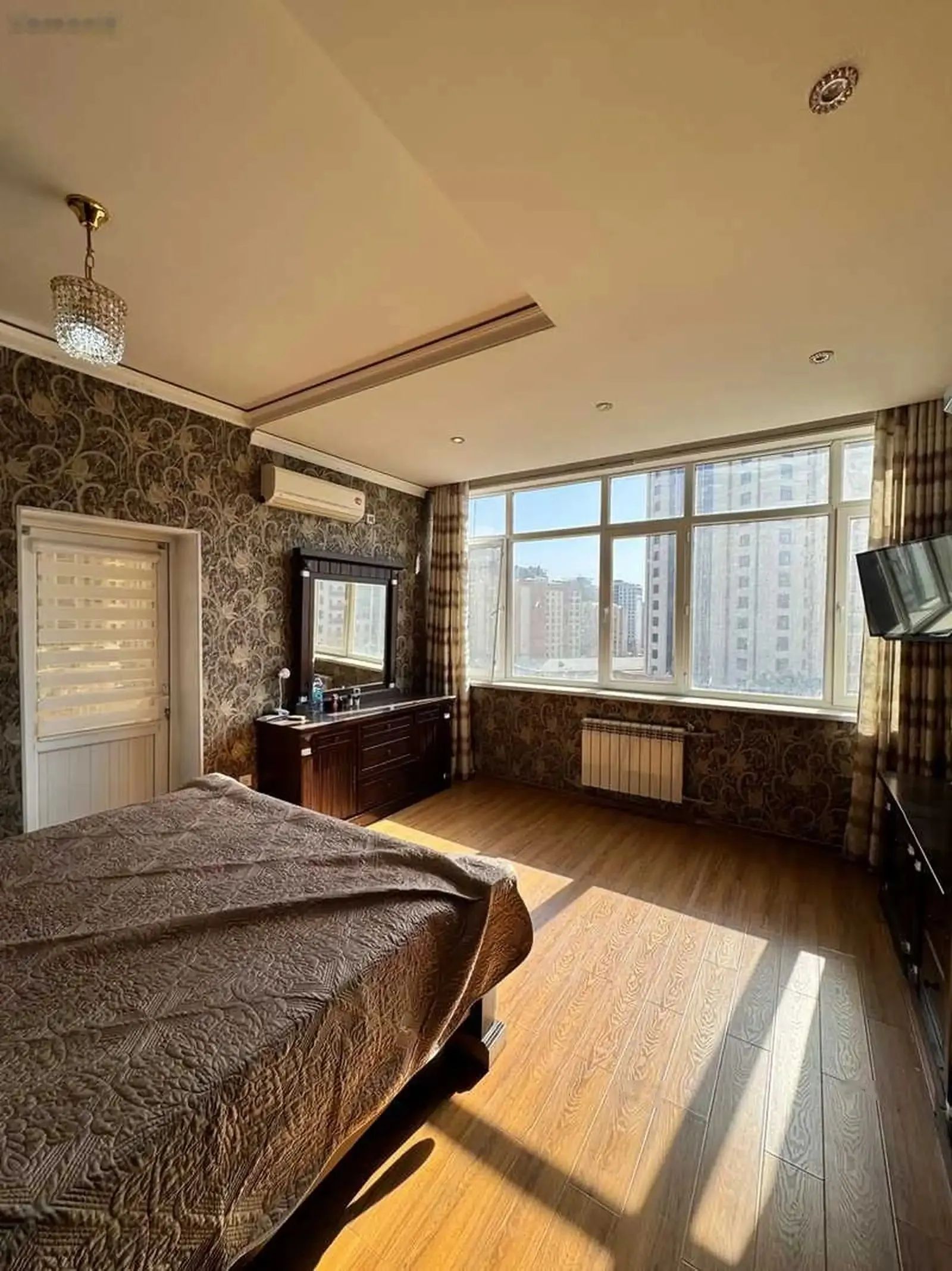 2-комн. квартира, 8 этаж, 110м², поликлиника