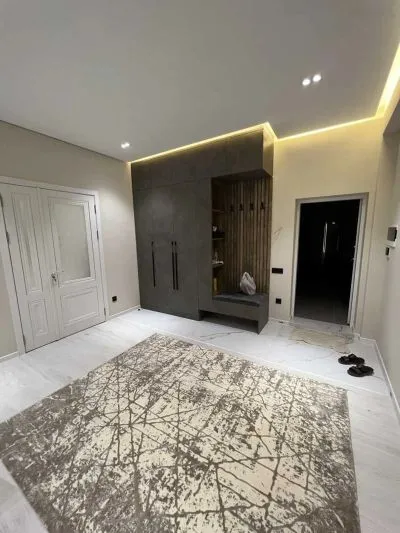 2-комн. квартира, 3 этаж, 98м², И. Сомони