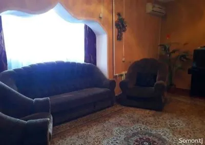 3-комн. квартира, 2 этаж, 70м², Аэропорт